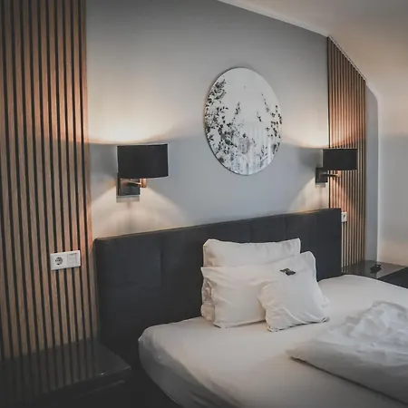 Hotel-Restaurant Osterather Hof Hotel Meerbusch