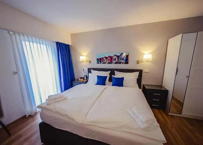 奥斯塔切火酒店及餐厅